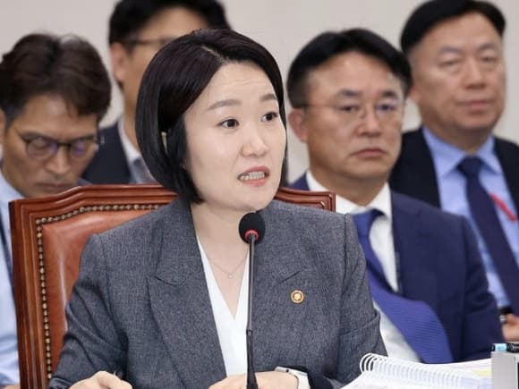 이소영 중기부 장관, 홈플러스 협력업체 정책자금 금리 인하 적극 검토