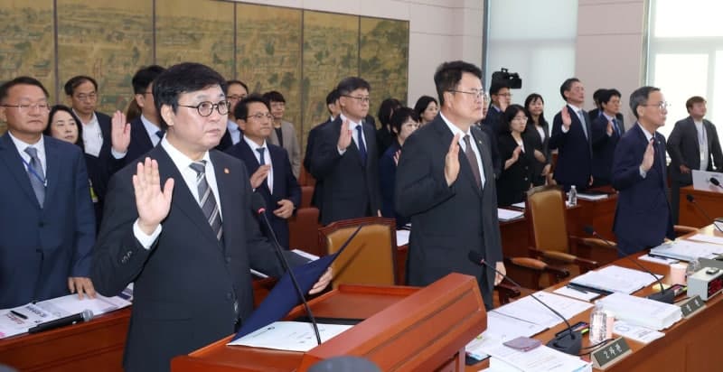 영화 '암살자(들)' 역사 왜곡 논란 확산…국감 공방에 배우 신변보호까지