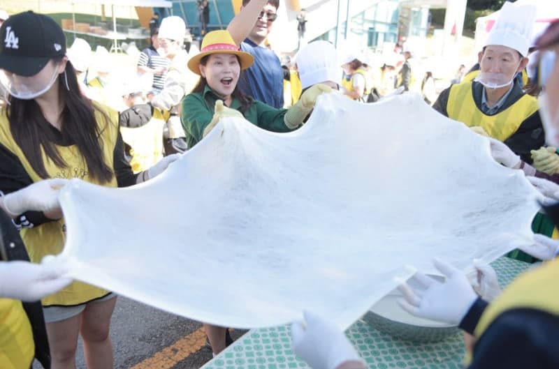 2026 임실N치즈축제 8일 개막, 임실읍 시내에서 첫 개막식 열린다