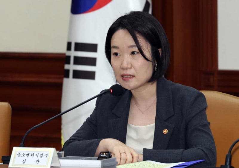 이소영 중기장관 "소상공인 비용 지표화 관리…창업벤처규제혁신위 신설"