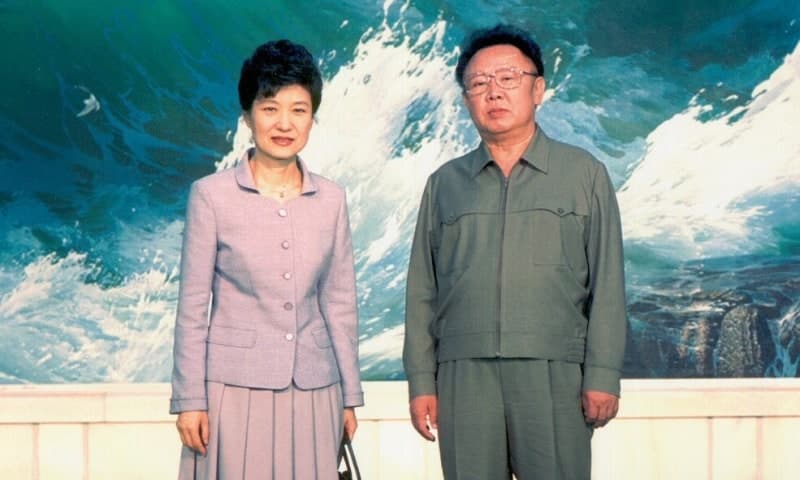 김정일이 육영수 여사 암살 사과했다?…정치권 진실 공방 가열