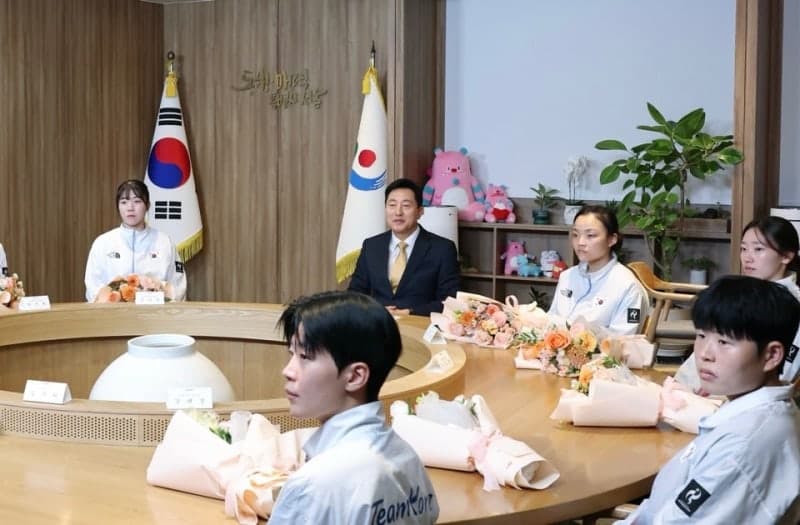 오세훈 서울시장, 아시안게임 역대 최고 성적 거둔 시청 선수단 격려