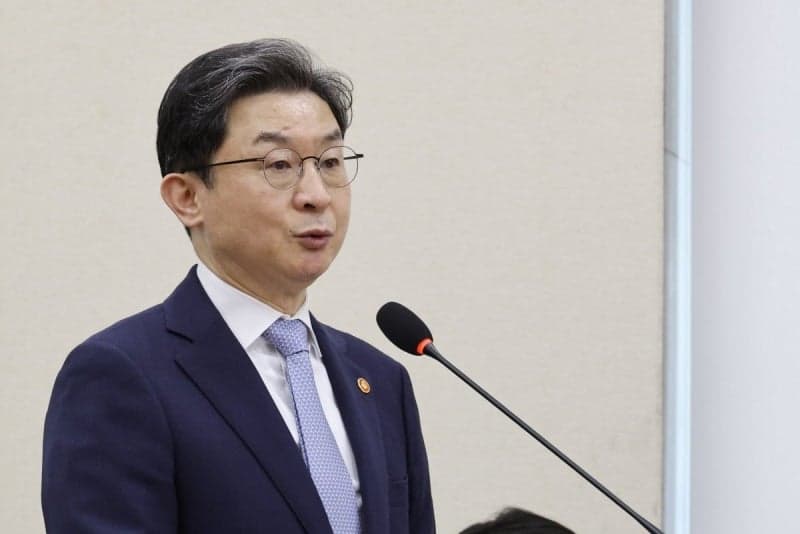 이억원 금융위원장, 단일종목 레버리지 ETF 도입은 청와대 지시 아닌 금융위 결정