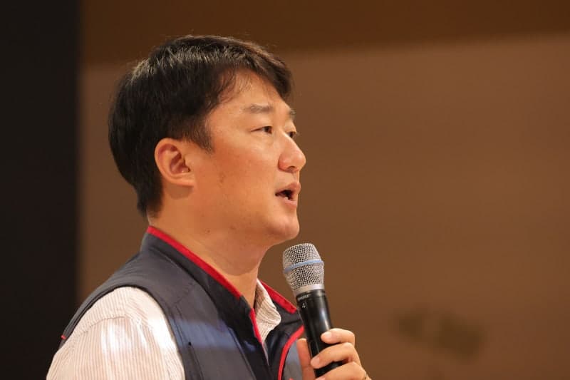민주노총, 27년 만의 사회적 대화 복귀 표결 반대파 이석으로 무산