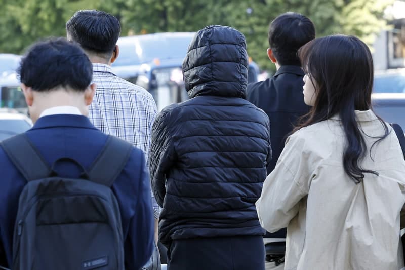 절기 '한로' 맑지만 일교차 15도 안팎…연휴 주말 남부·제주엔 비