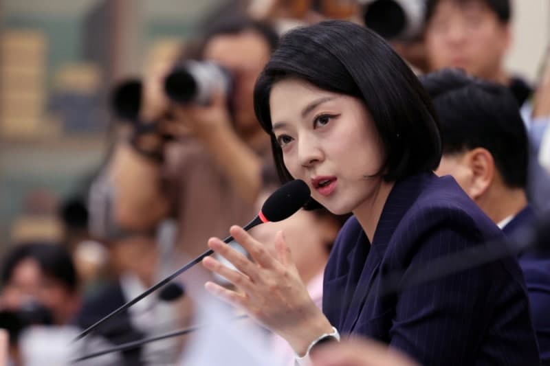 배현진 '당원권 1년 정지' 징계 무효 소송 첫 재판…법원 "화해 권고"