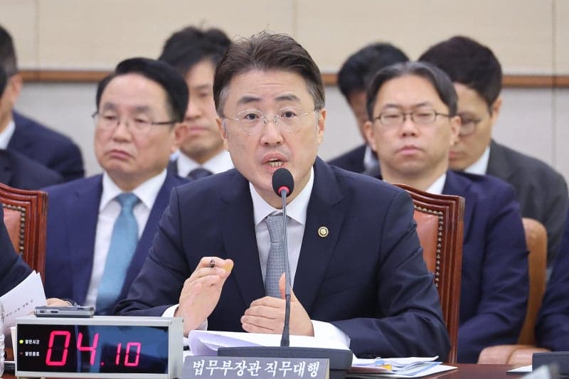 법무부, 이화영 가석방 심사 대상 아냐… '요건 미달' 공식 확인