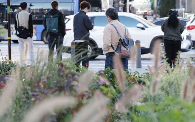 찬 이슬 맺히는 절기 '한로'…아침 쌀쌀하고 낮엔 26도까지