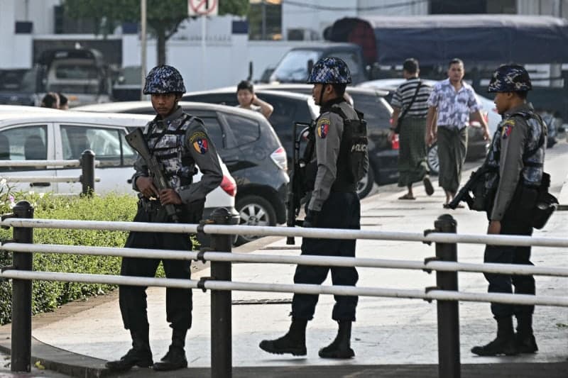 트럼프 행정부, 미얀마 군부와 직접 협상…고립 정책에서 실리 중심 관여로 전환