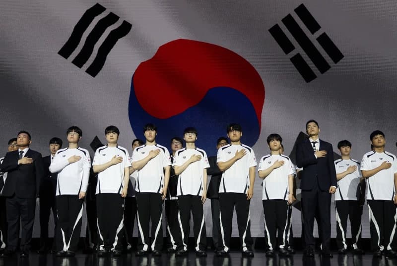 스포츠 선수 개인 최초 '페이커 기념우표' 나온다…23일 정식 발행