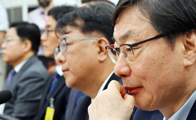 이화영 가석방 요구에 민주당 내 비판 잇따라…법적 요건 미달 지적