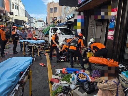 제주 전통시장서 트럭 몰아 3명 사상 낸 60대, 항소심도 금고 2년 6개월