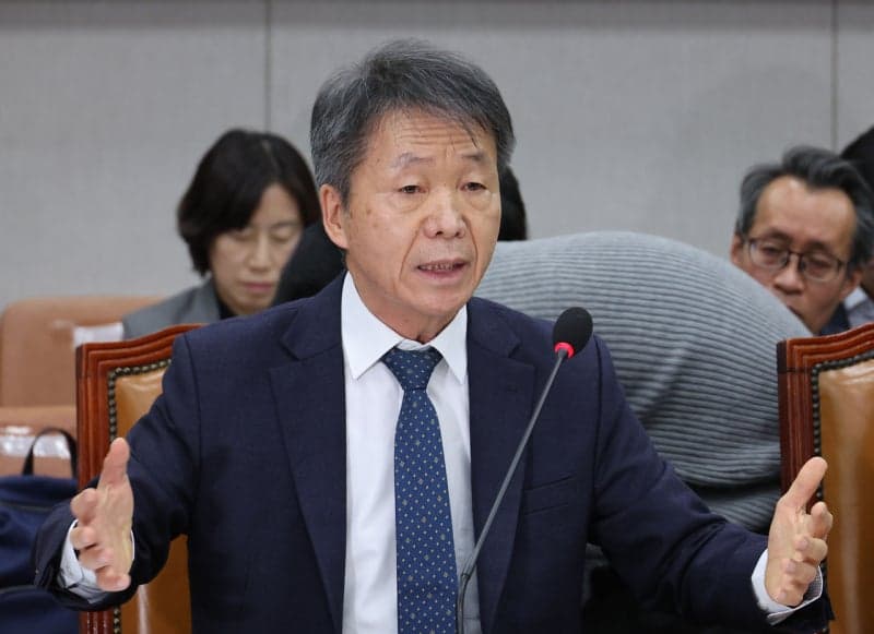 법원 "서미화 의원 '김용원 겁박' 발언은 허위…500만원 배상하라"