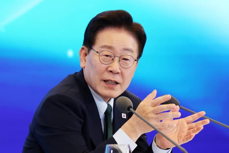 이재명 대통령 "품격 없다 비난해도 SNS 소통 계속할 것" 정면 돌파