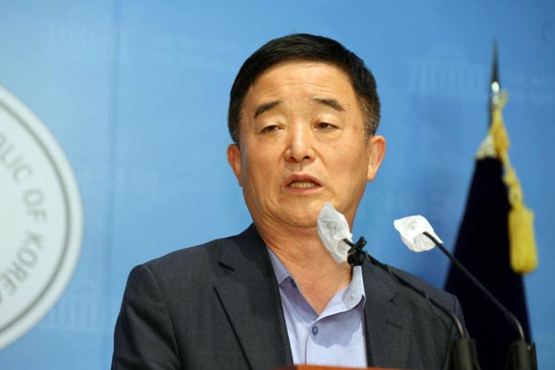 강득구, 김민석 아들 법안 '아빠 찬스' 논란에 "학생 제안 버렸어야 하나" 정면 반박