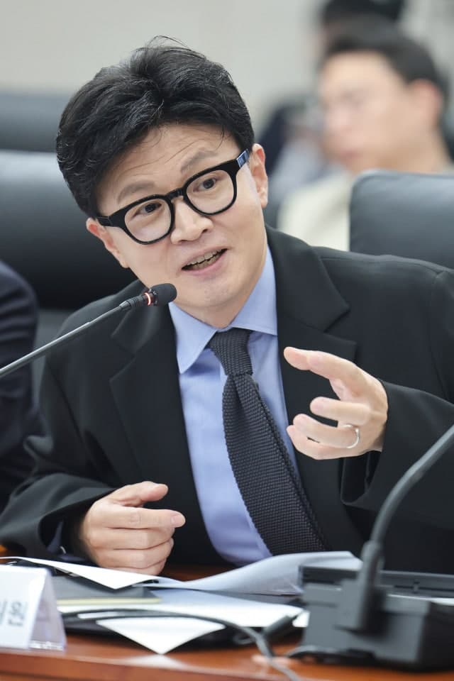 한동훈 "딸 허위 봉사활동 의혹은 정치보복…민형사상 강력 대응"