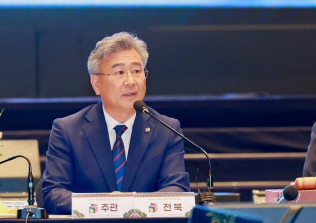 천호성 전북교육감, 고창·순창 학교급식 '인력난 해소' 대책 주문