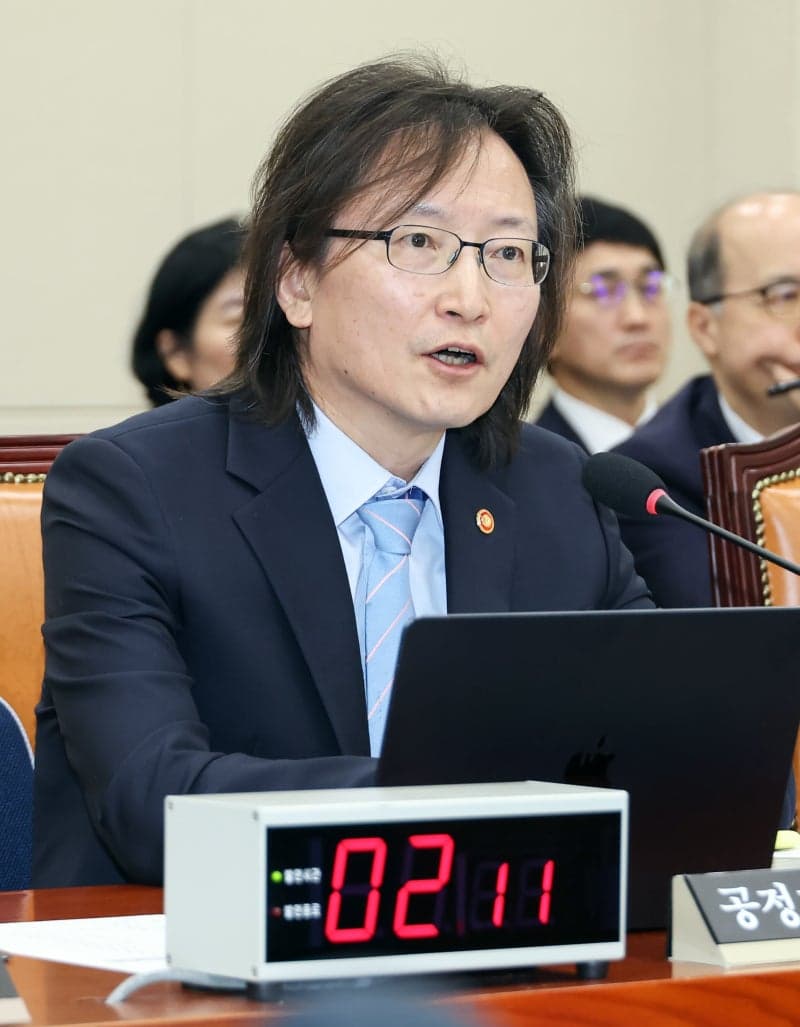 신동욱 "주병기 공정위원장, 편파 방송 출연과 코드 인사로 불신 자초"