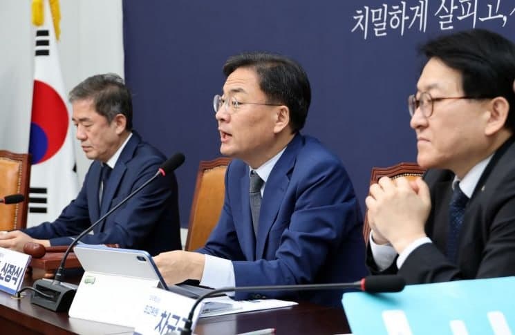 조국혁신당, 조희대 대법원장 탄핵 추진 및 공수처 고발 강행