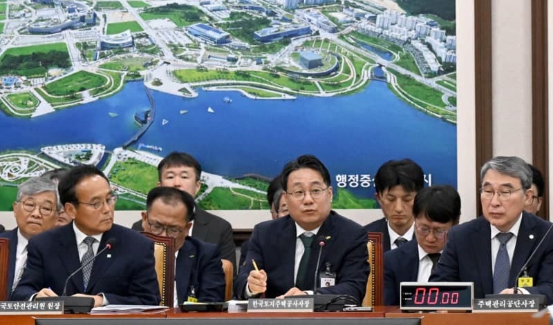 이성훈 LH 사장 '집값 급락 가능성' 언급…대출 규제 강화 필요성 재확인