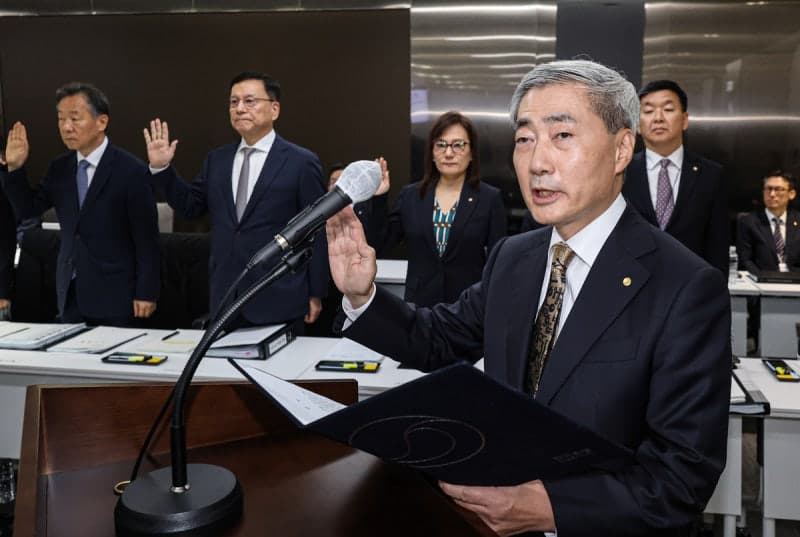 신현송 한은 총재 "재정정책 지속가능성 중요…계속 목소리 낼 것"