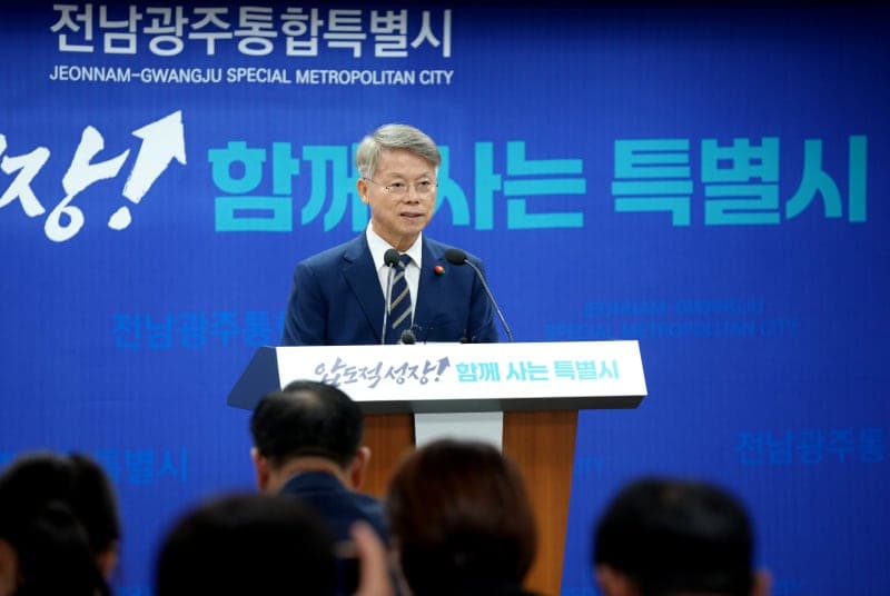 민형배 전남광주통합특별시장 무안청사 상시 집무 시작…서남권 현안 해결 집중