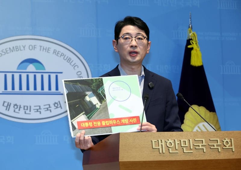 대구 상가 붕괴 당일 골프 논란…이재명 대통령 '황제 골프' 공방 격화