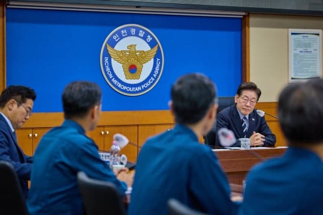 이재명 대통령, 인천 흉기 난동 현장 방문해 "강력범죄 특단 대책 강구하라"