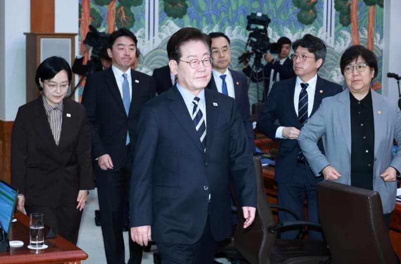 이재명 대통령 "한미동맹 중요하나 굴종·사대적 태도 지양해야"
