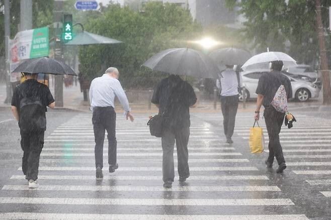 전국 가을비 그친 뒤 밤부터 기온 '뚝'…내일 아침 5~14도
