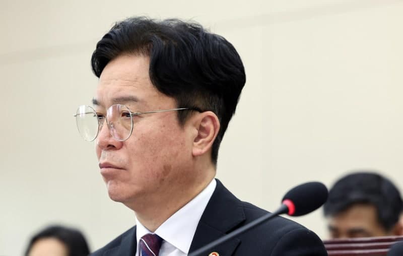 이재용·최태원 증인 채택 공방…'호남 반도체' 팔 비틀기 논란