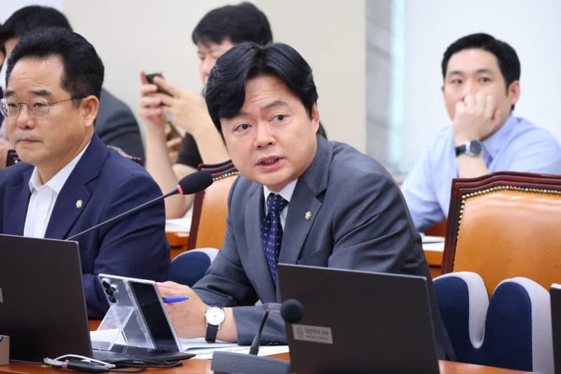 부처마다 따로 노는 청년정책…국무총리가 컨트롤타워 맡아야