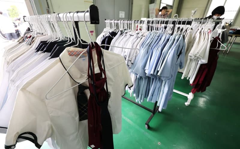 교복 입찰서 '학교 나눠먹기'…용인·울산·영천 대리점 10곳 담합 적발