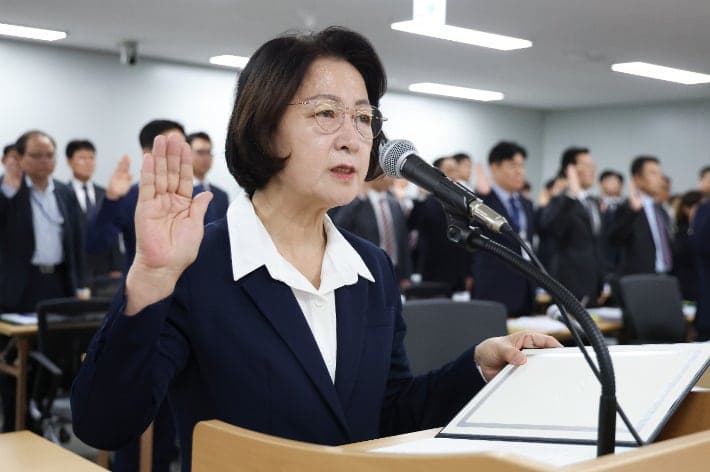 “의원 땐 내라더니”…추미애 경기도지사, 국감 자료 제출 거부 논란