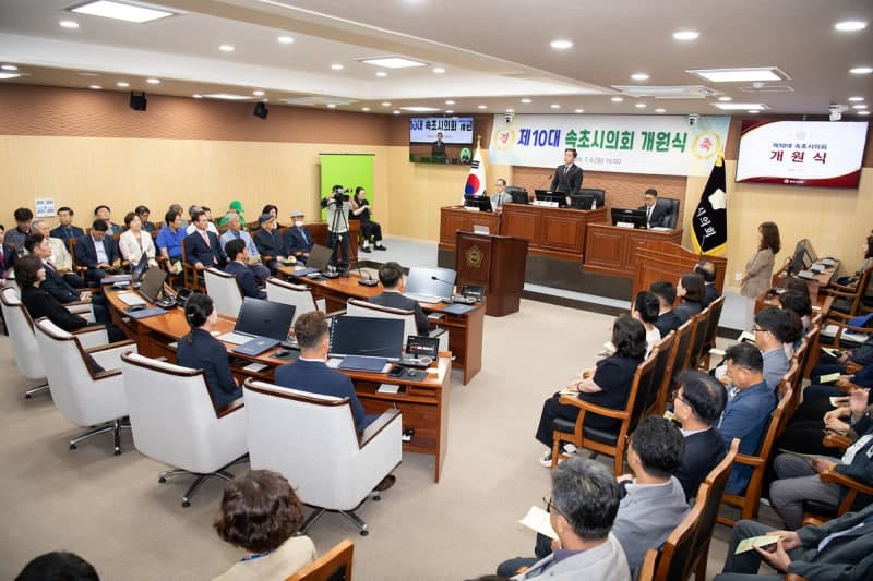 제10대 속초·구미시의회 개원 100일, 견제와 소통으로 민생 현장 누빈다