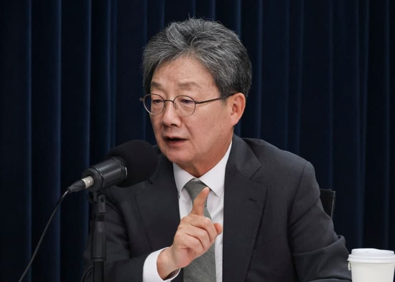 유승민, 코스피 급락에 '국민 노후자금 날렸다'…국민연금 책임론 제기