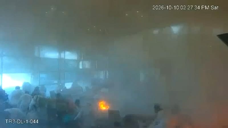후티 반군, 사우디 리야드 공항 또 공격… '전역 공항 이용 말라' 경고