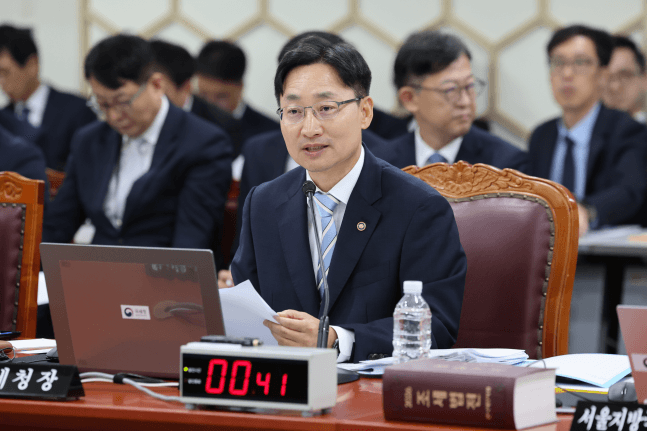 임광현 신임 비서실장 임명에 국민의힘 '대장동 패밀리 보은 인사'라며 강력 반발