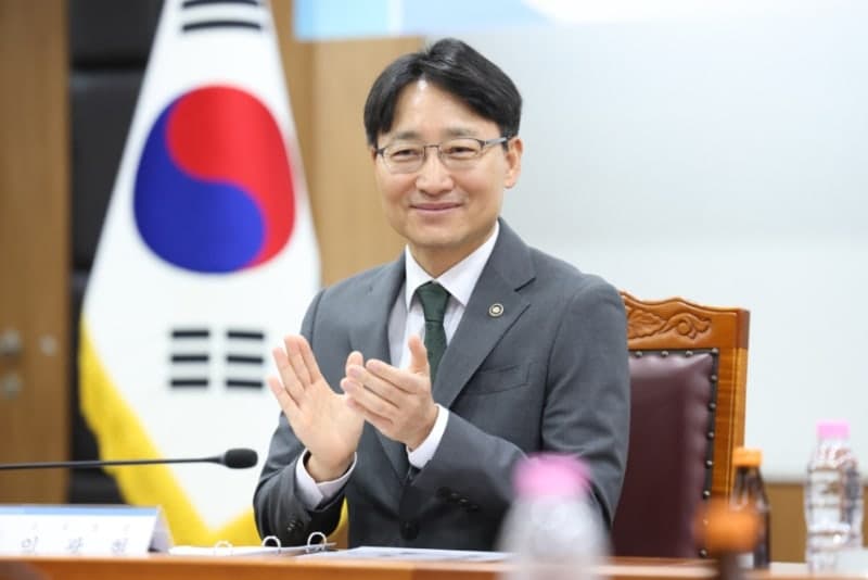 임광현 신임 대통령비서실장 임명 "민생 성과 위해 온 힘 바칠 것"