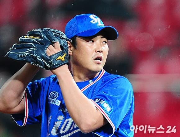 전직 삼성 투수 안지만, 지인들 상대 사기 혐의로 징역 1년 8개월 선고