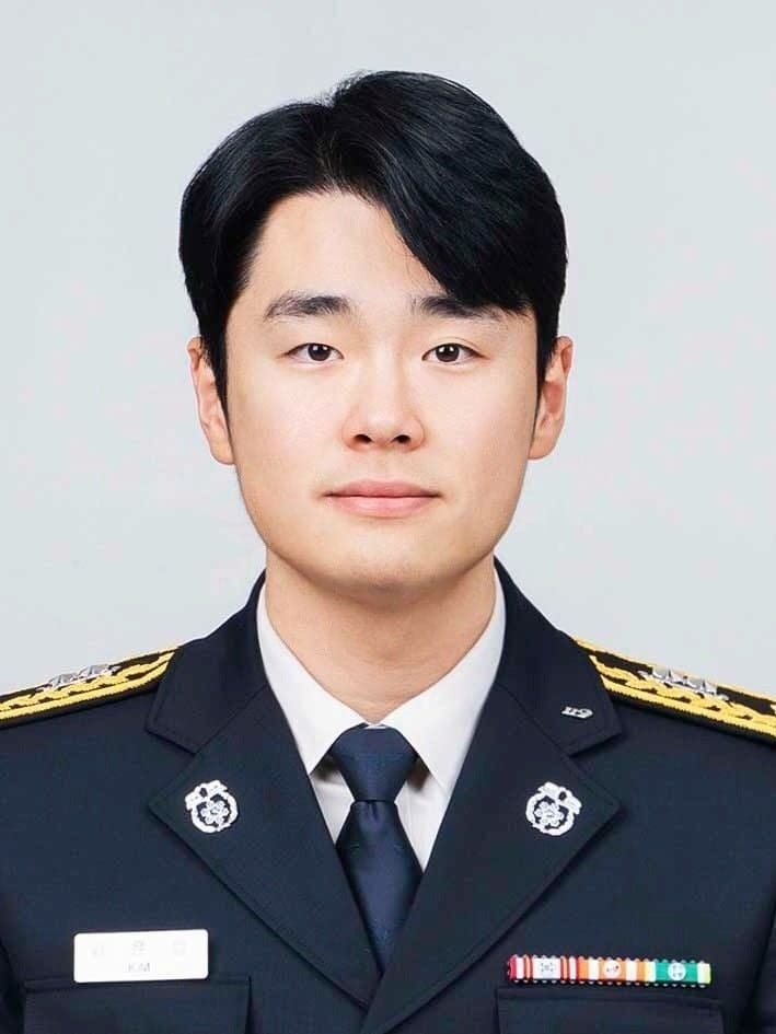 비번 날 배드민턴 치던 소방관, 심정지 60대 시민 살렸다