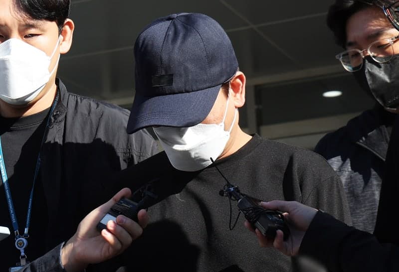 생후 2개월 딸 때려 숨지게 한 40대 친부 구속 심사…“죄송하다”