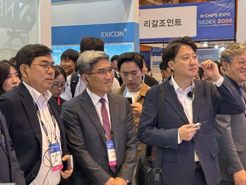 중국 CXMT 차세대 D램 기술 공세에 삼성전자도 개발 공식 확인