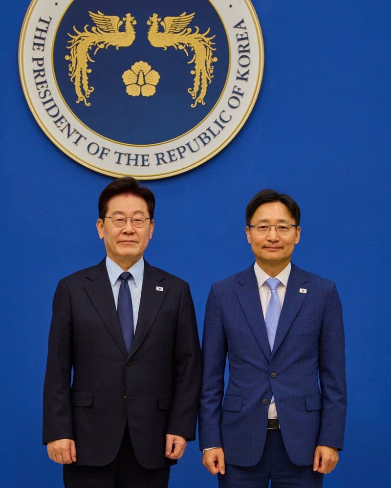 이재명 대통령, 임광현 신임 비서실장 임명…강훈식 전 실장엔 공로패 수여