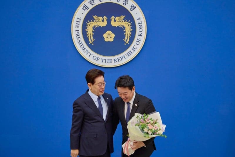 이재명 대통령, 임광현 신임 비서실장 임명장 수여하며 교체 마무리