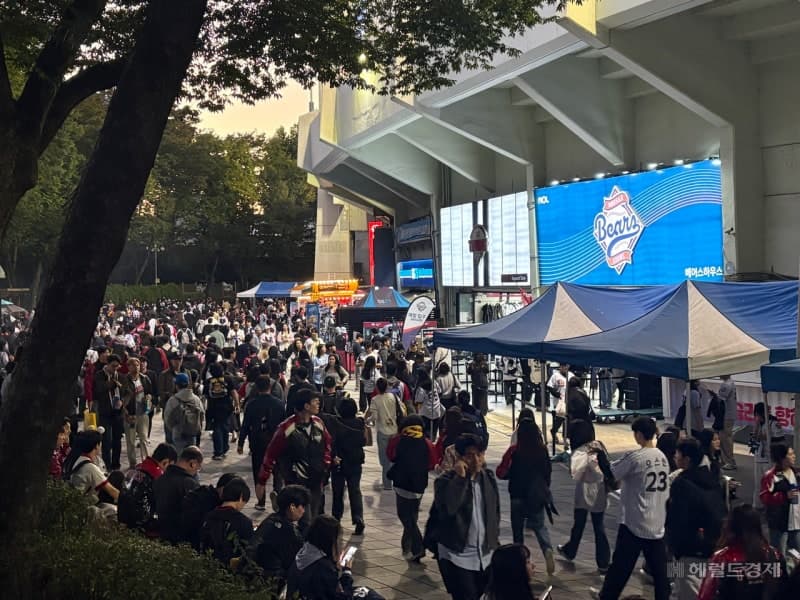 프로야구 포스트시즌 암표와의 전쟁…경찰, 개정법 앞세워 집중 단속