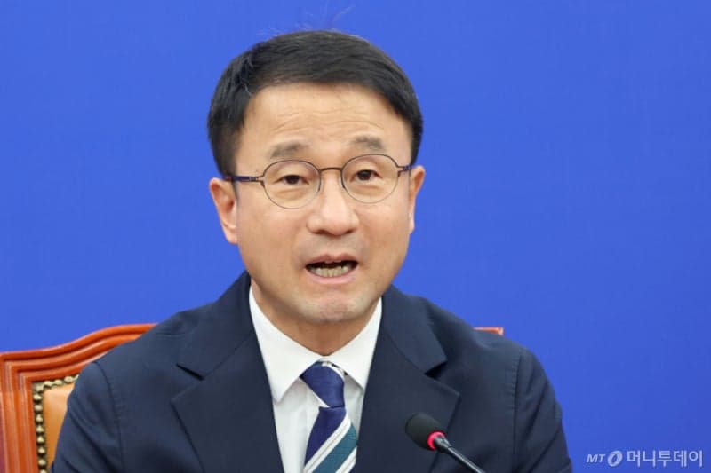 한병도 "오세훈, 남 탓 말고 주택 공급 속도전 대안 제시해야"