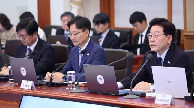 이재명 대통령, 5·18과 부마항쟁 헌법 전문 수록…이제는 행동으로 실천할 때