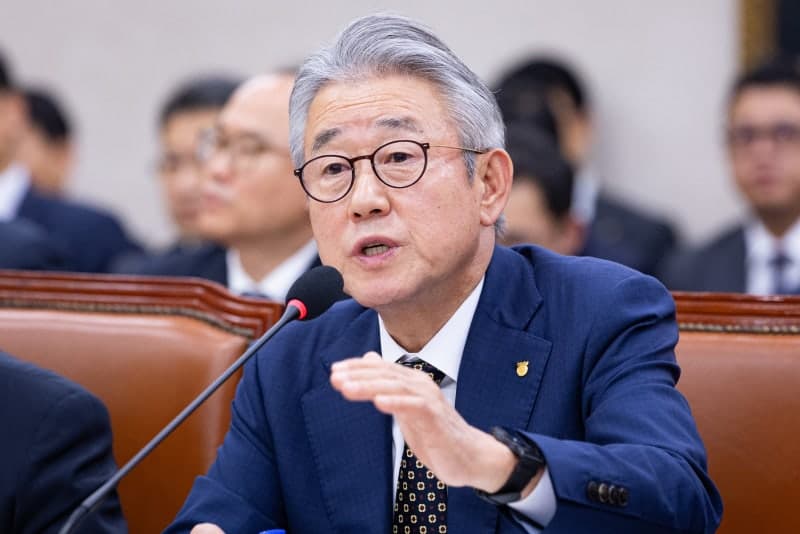 강호동 농협중앙회장 “지방이전 논의한 적 없어… 정부 요청 시 검토”