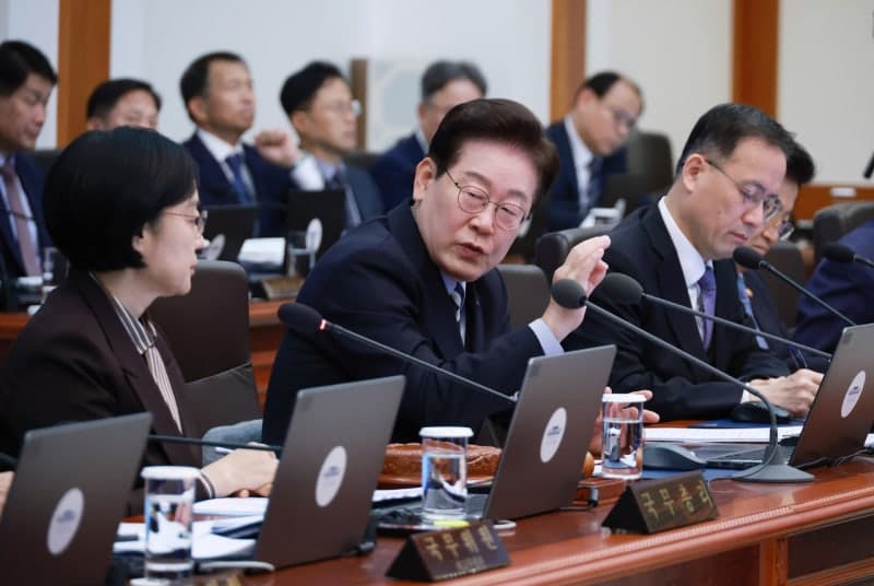 이재명 대통령, 국무회의 생중계 축소설에 “허위주장에 깊은 유감”